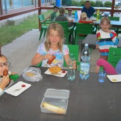 Jak 2. B spala ve škole
