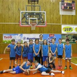 Liga škol v basketbalu